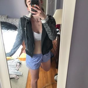 Hoodie x Black denim Jacket